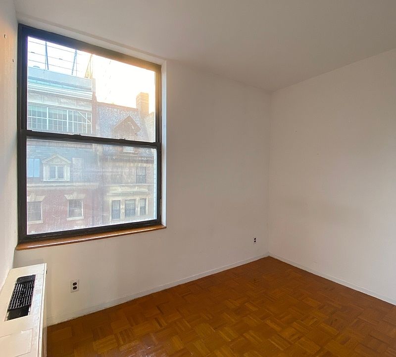 1st image of 304 W 92nd St #4S