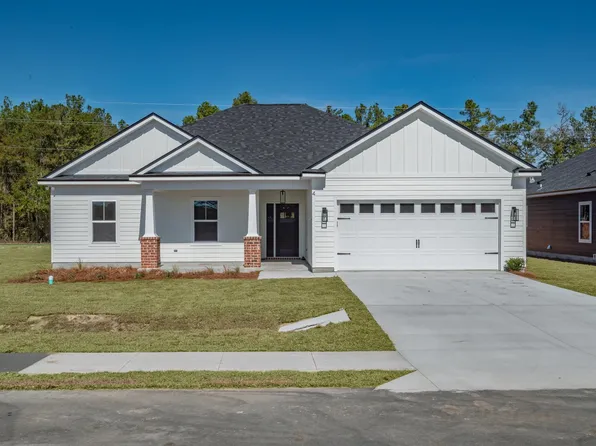 4 Divine Loop, Crawfordville, FL 32327