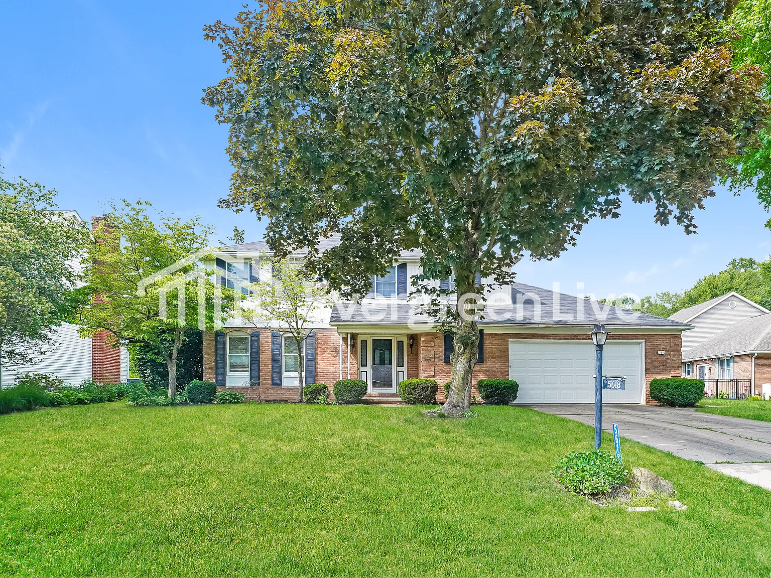 4 bed, 4.0 bath, 2649 sqft, $2,045 — Photo 1