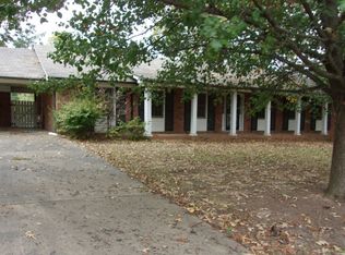 1423 Locust Dr, Jonesboro, AR 72401
