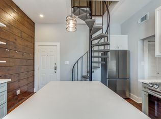 19 Hyde Park Blvd APT D, Houston, TX 77006