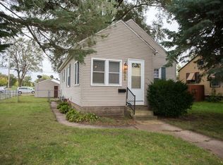 1026 Hawthorne Ave, Waterloo, IA 50702