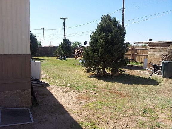 5th image of 122 Ironwood St