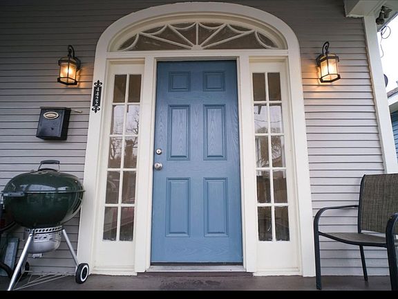 2nd image of 4422 General Pershing St