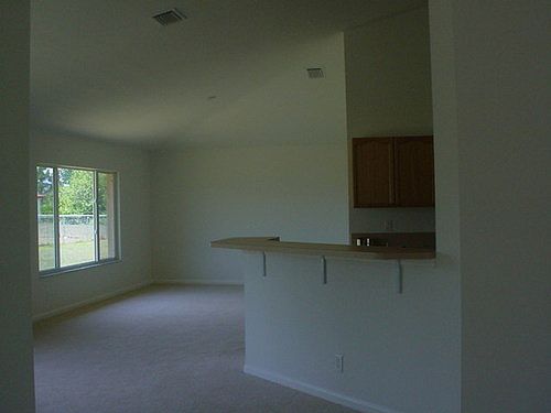 3rd image of 1068 SW Fisherman Ave
