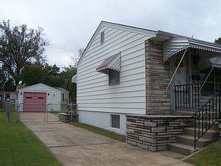 2nd image of 3744 Courtois St