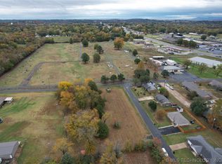 NW 3rd St, Spiro, OK 74959