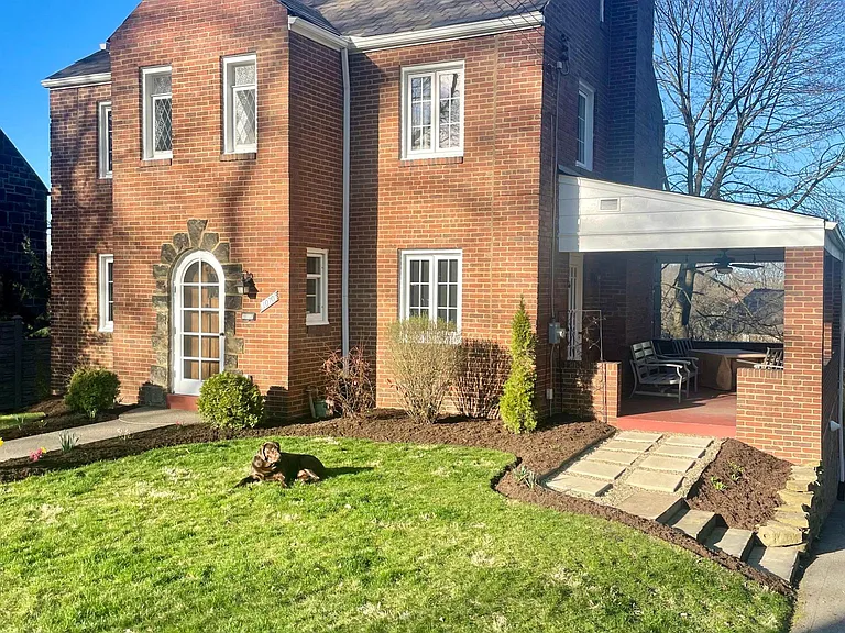 1070 Old Gate Rd — Photo 1