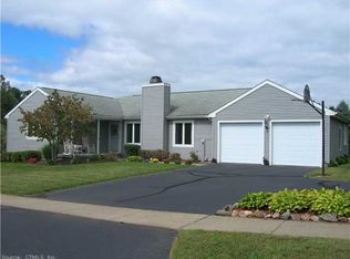 57 Meadowbrook Dr, Manchester, CT 06042