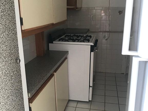 2nd image of 110 Emily Ave