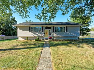 5 Maine Ave, Rensselaer, NY 12144