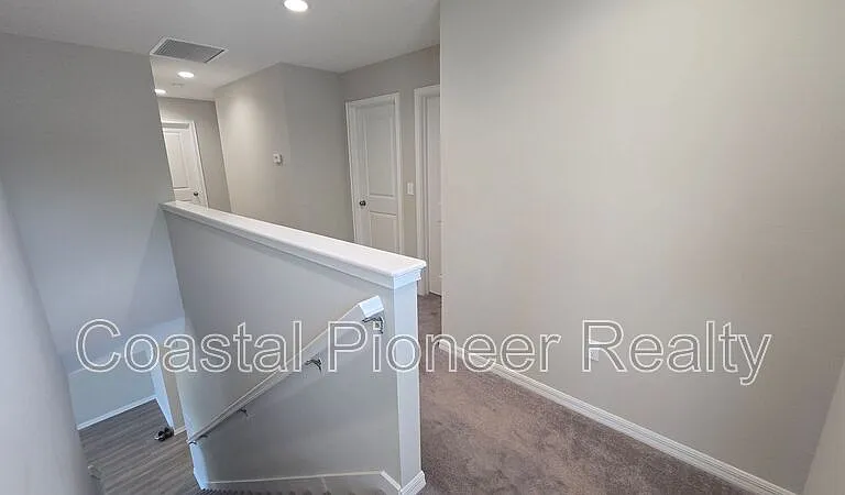 2203 E 23rd Ave — Photo 12