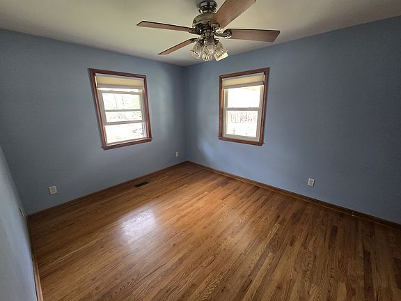 4th image of 2636 Proffit Rd