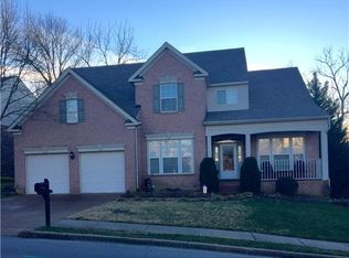 7113 Holt Run Dr, Nashville, TN 37211