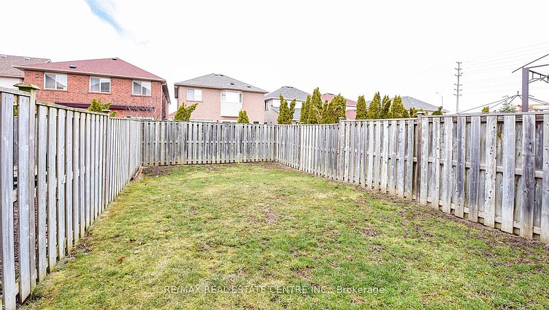 Mississauga House for rent - 3 Bedrooms — photo 6