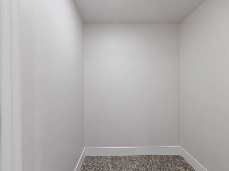 656 Jeanine Dr — Photo 53