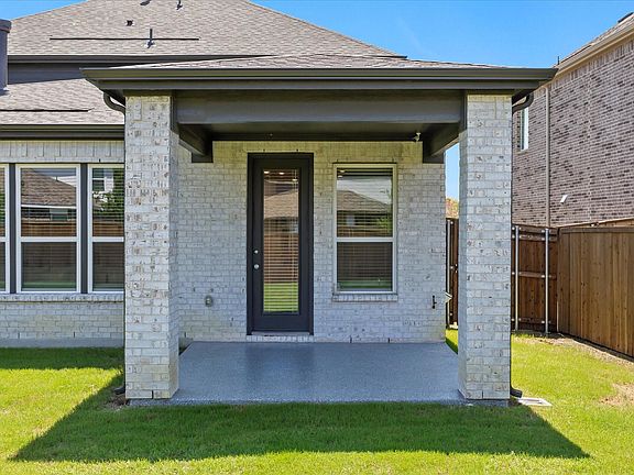 5th image of 3629 Highland Bayou Dr