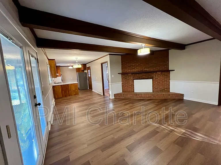 528 N Carolina Ave — Photo 15