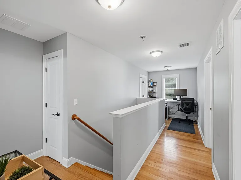 21 Carson Way — Photo 15