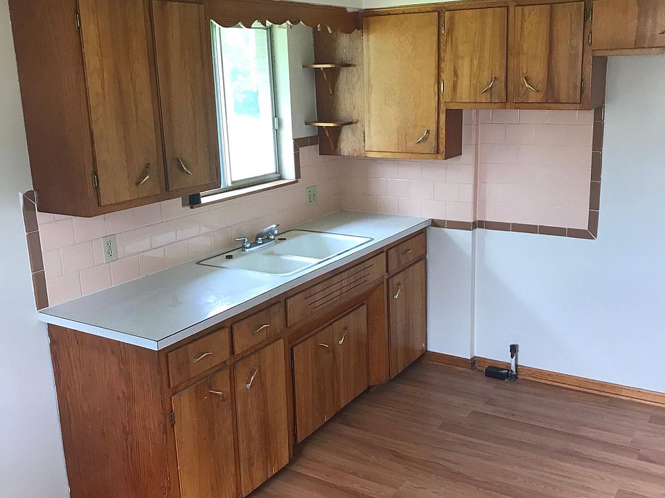 1st image of 921 & 923 Donald Ave