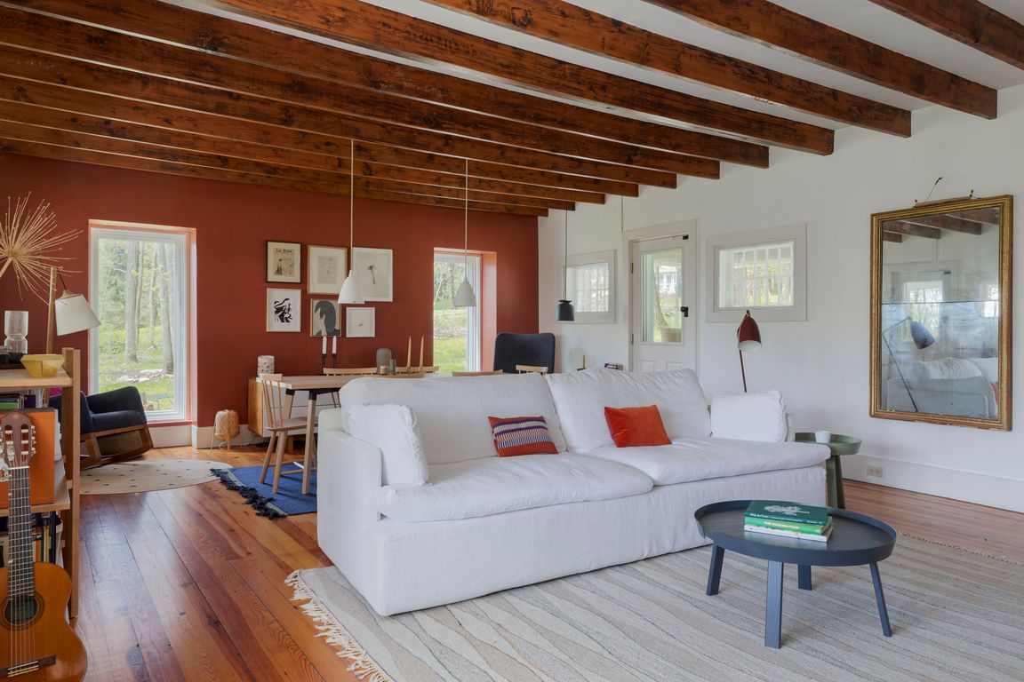 next background image