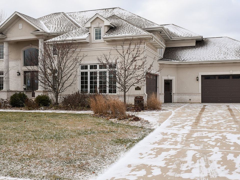 1st image of 4055 Prairie Crossing Dr