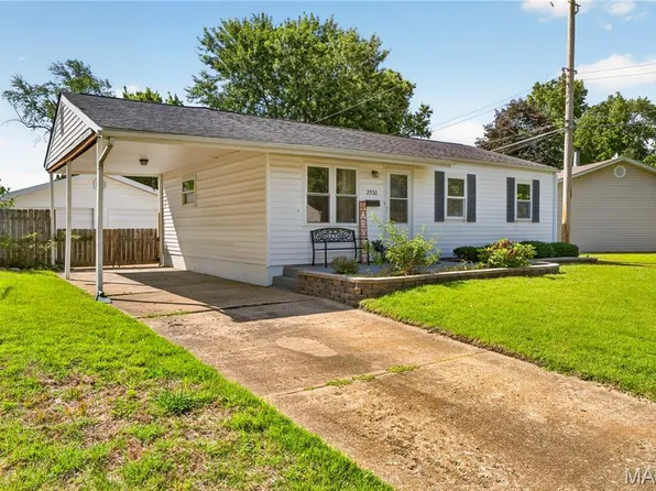 2530 Grants Pkwy, Florissant, MO 63031
