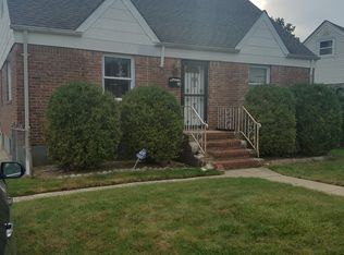 38 Circle Dr, Hempstead, NY 11550