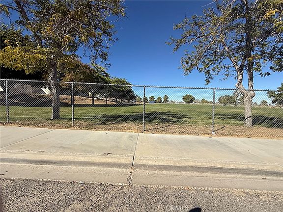 5th image of 12323 Oasis Rd