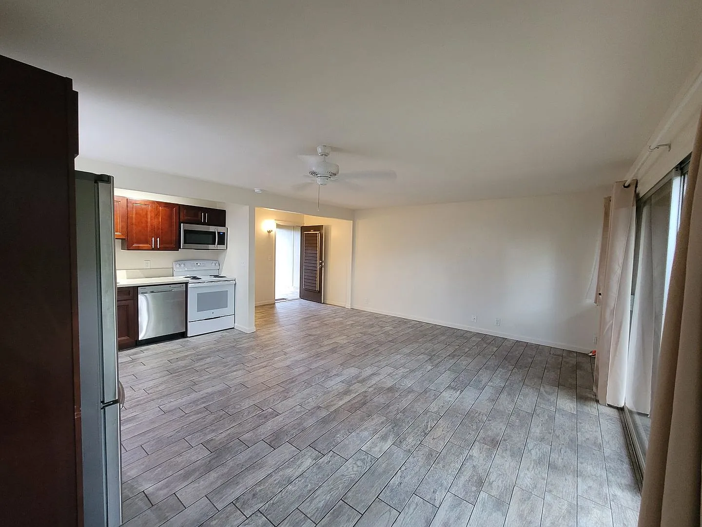 Lahaina 1 bedroom close to the Ocean! — Photo 4
