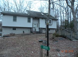 1711 Winona Ter, East Stroudsburg, PA