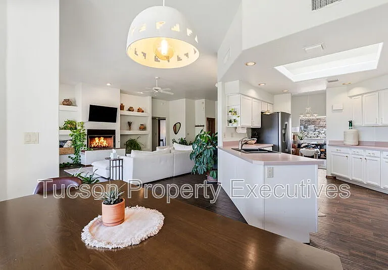 3901 N Vista De La Cima — Photo 9