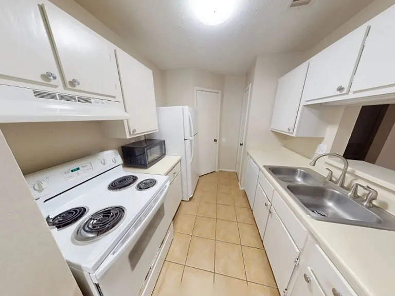 1107 Verde Dr #77 — Photo 4