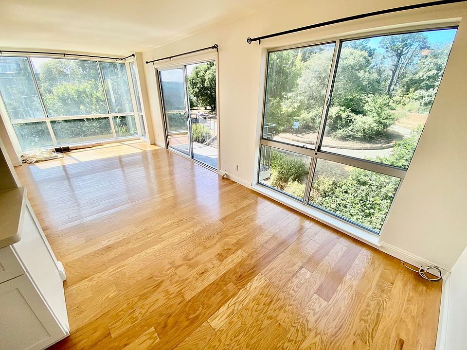 1st image of 650 Lake St APT 8
