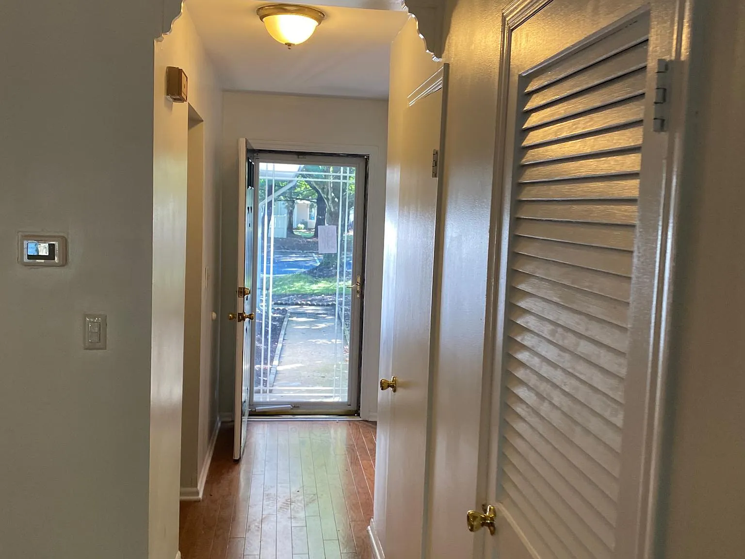 Woodmere Dr, Parlin — Photo 2