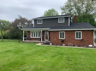 28920 Bates Rd, Perrysburg, OH 43551
