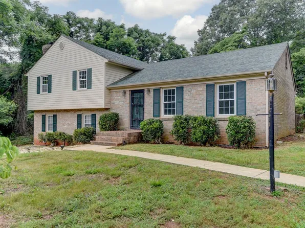 208 Blumont Dr, Lynchburg, VA 24503