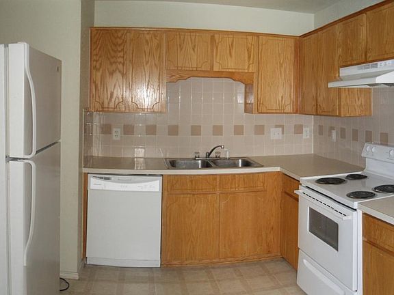 4th image of 3807 Pecos Ct APT C