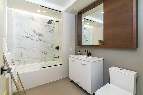 Rented by Nooklyn NYC LLC | media 19