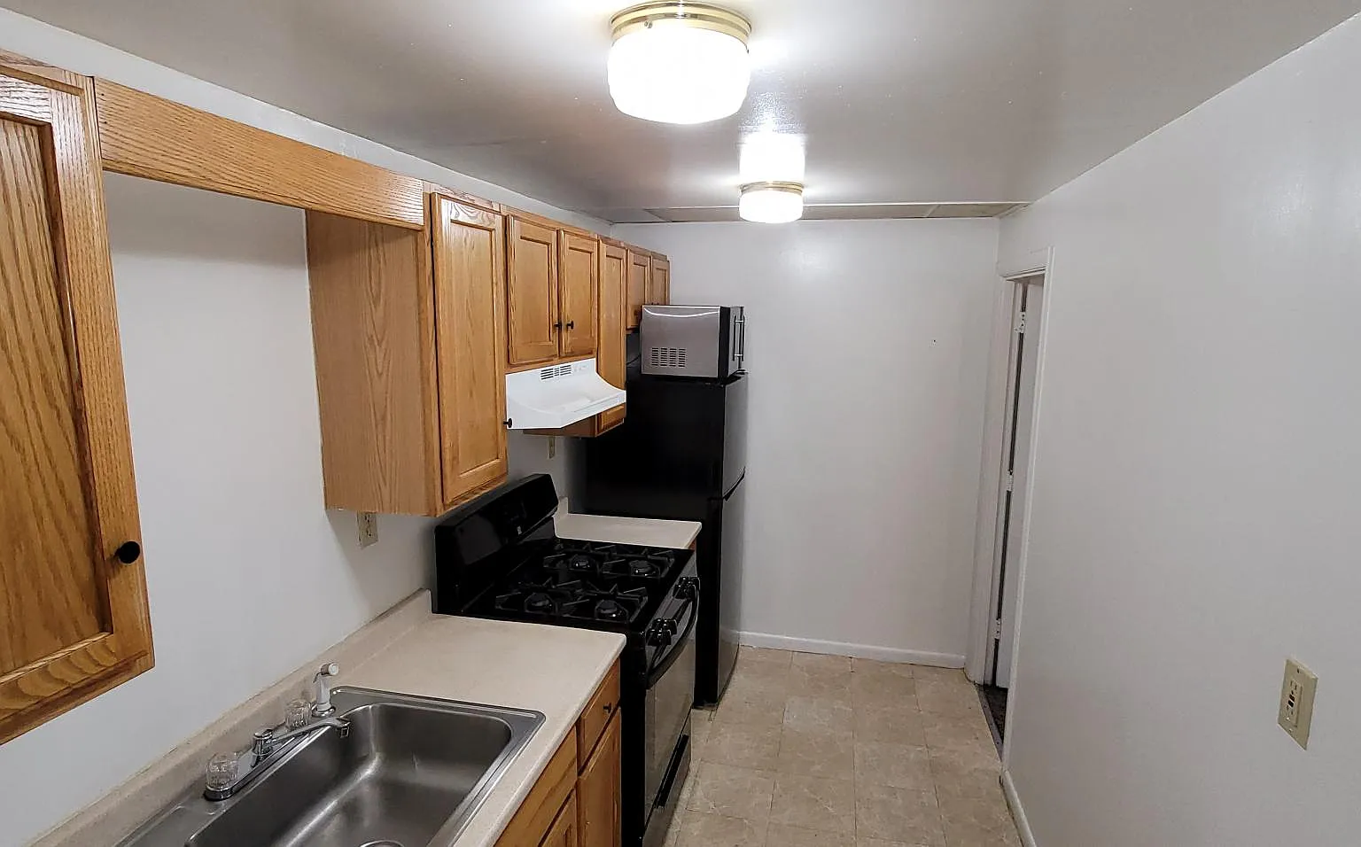 1 bed, $1,400 — Photo 3