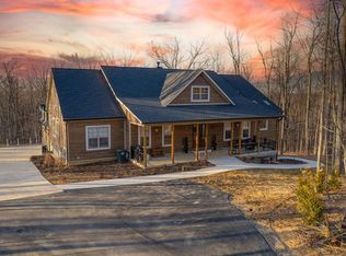 659 Waterside Dr, Harpers Ferry, WV 25425