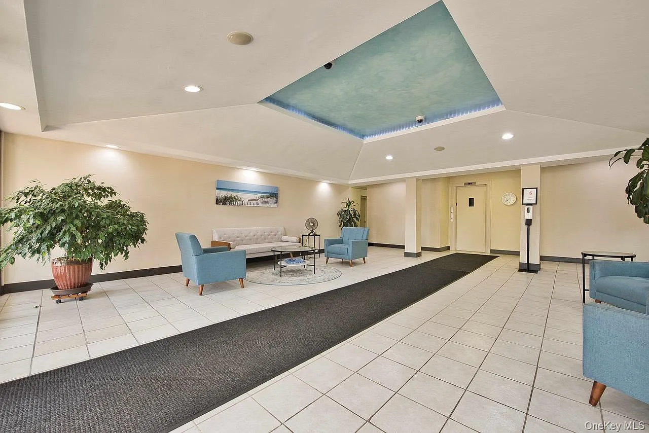 1 bed, 1.0 bath, 550 sqft, $2,500 — Photo 3