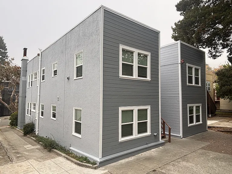 2366 Virginia St #1-4 — Photo 2