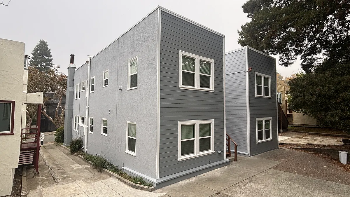 Building Photo - 2366 Virginia St #1-4