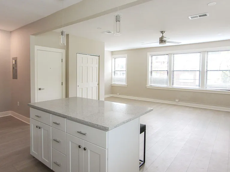 1119 S Braddock Ave — Photo 6