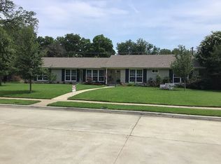912 Beechwood Dr, Richardson, TX 75080