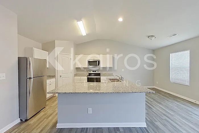 1240 Amberlight Cir — Photo 9