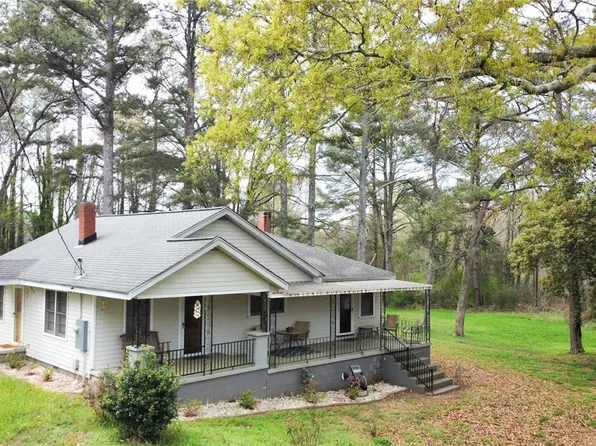 504 River St, Iva, SC 29655