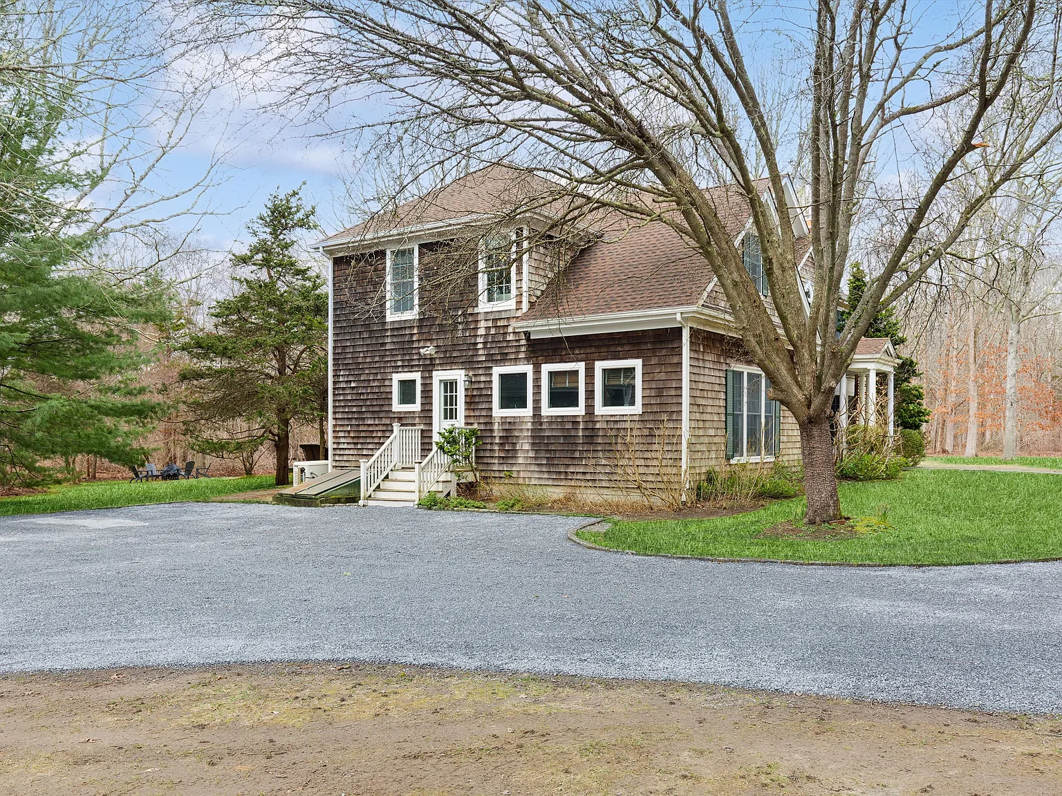 Cul-de-Sac in Sagaponack — Photo 2