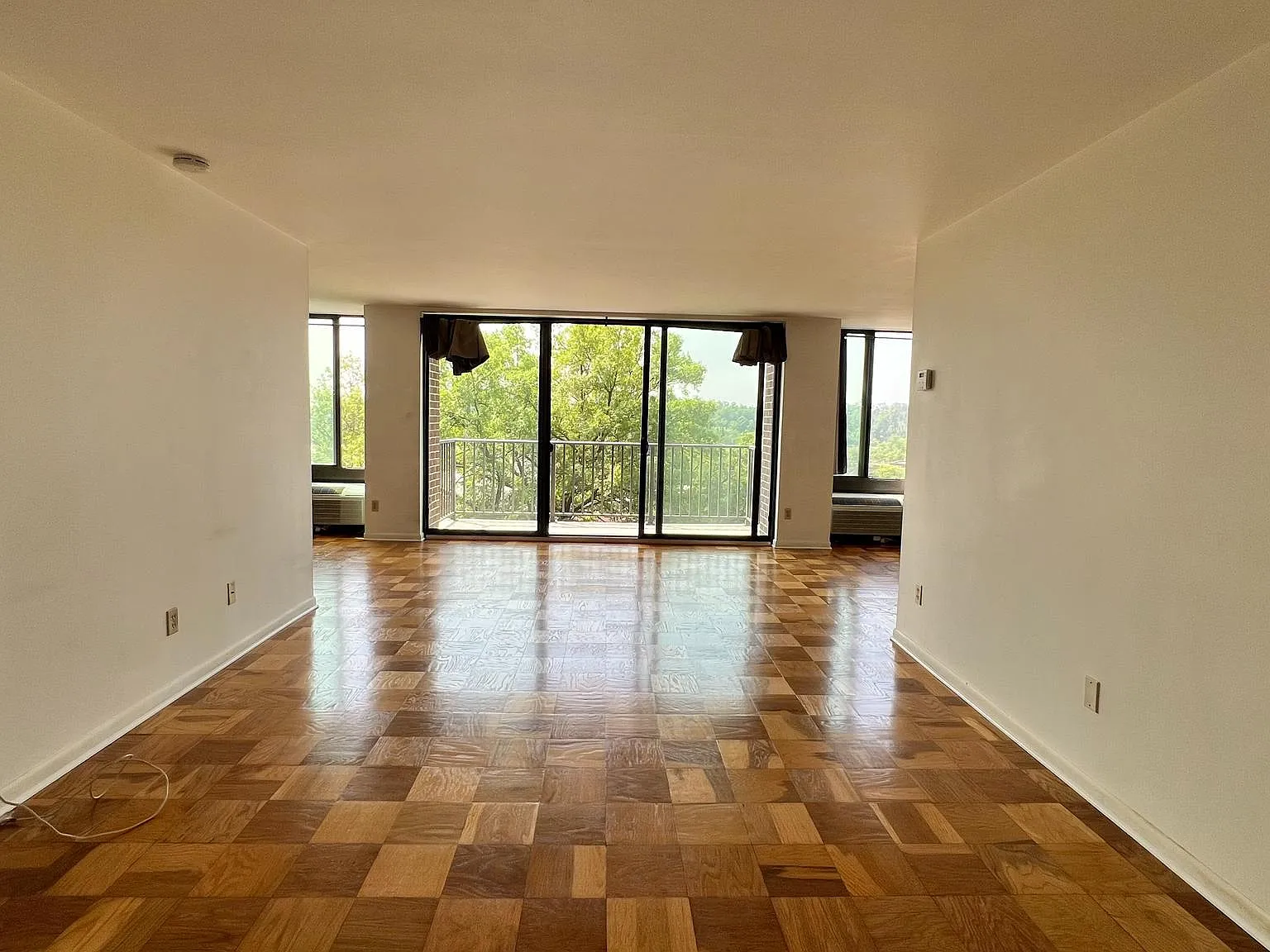 1510 Condominium — Photo 3